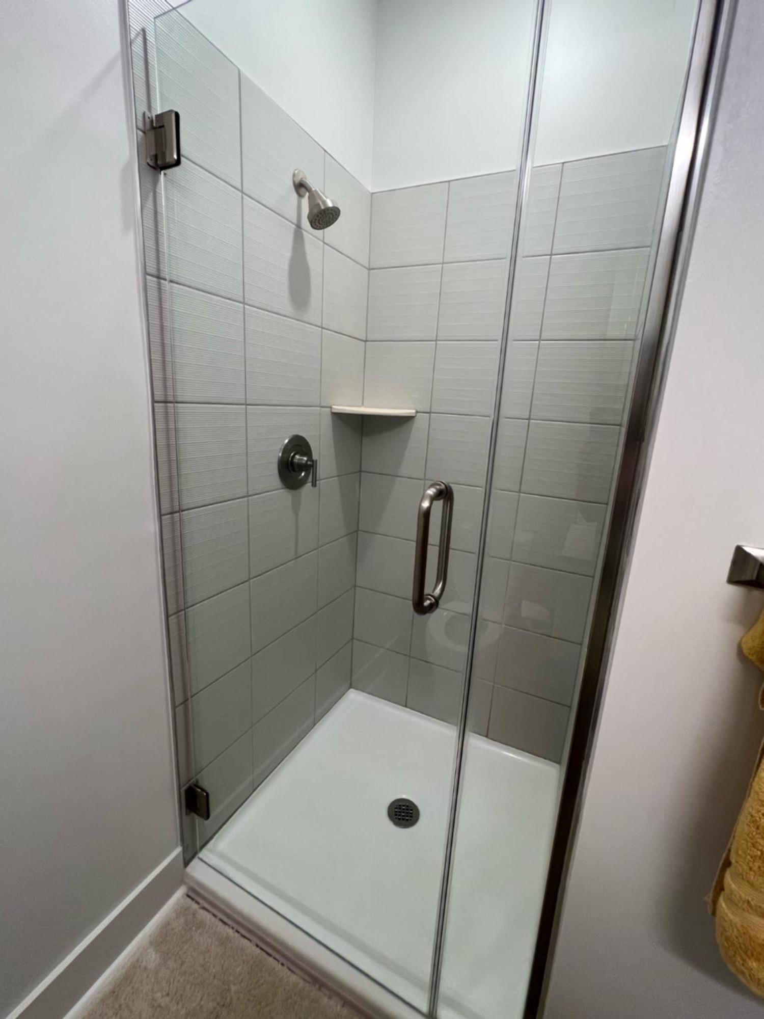 Studio Apartment, Queen Bed, Wifi, Kitchen, Washer & Dryer In Charlotte Exterior foto